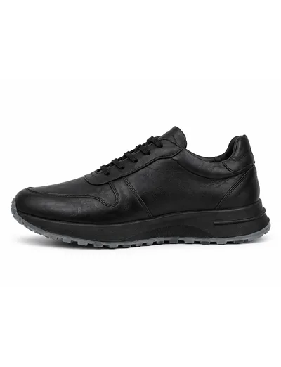 Black Terrain Leather Runner Erkek