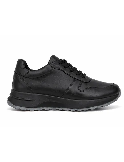 Black Terrain Leather Runner Erkek