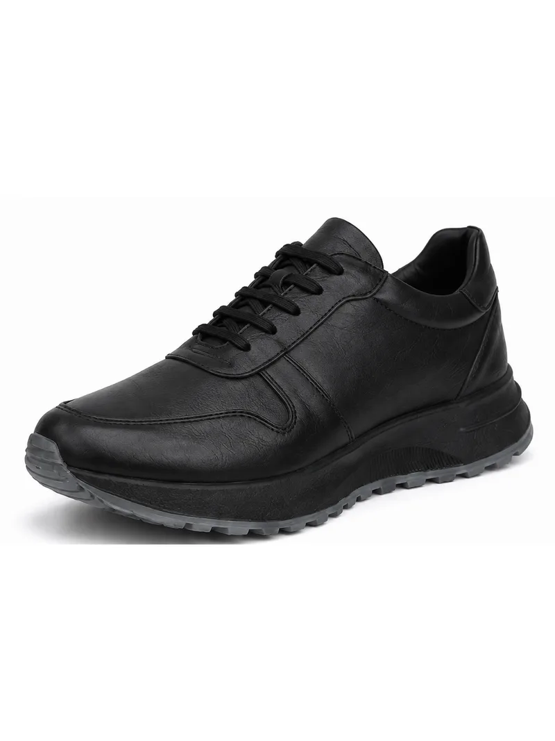 Black Terrain Leather Runner Erkek
